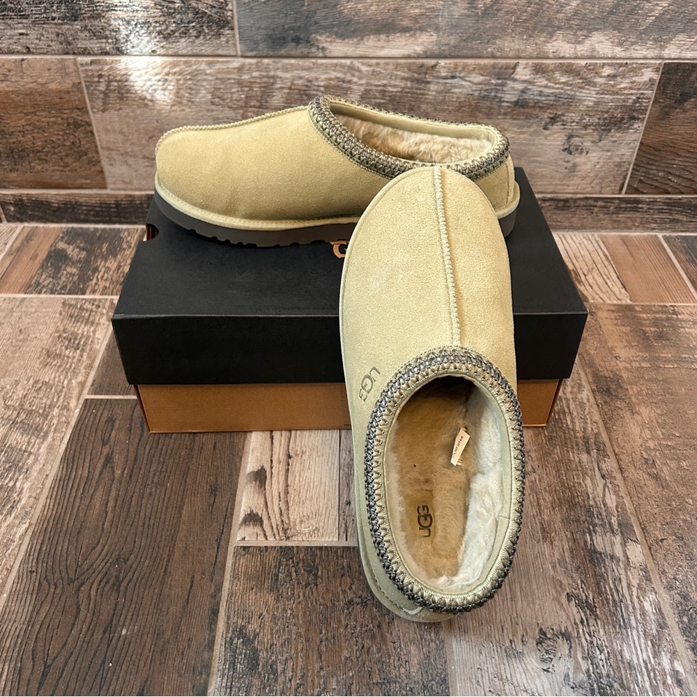 🌟NIB🌟UGG Men’s Limited Edition Tasman II Khaki/ Gray Slip-On Clogs - Picture 2 of 5